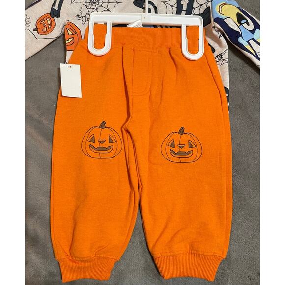 NWT Bluey Size 12M Baby Set Sweatshirt Pants Orange Halloween Winter Cozy - Picture 5 of 5